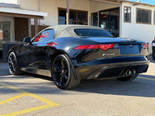 2014 Jaguar F-TYPE V6
