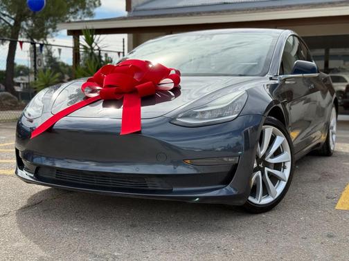 2018 Tesla Model 3 Long Range