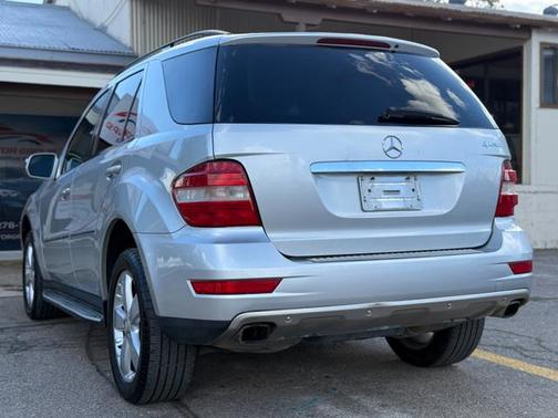 Silver 2009 Mercedes-Benz M-Class 4MATIC