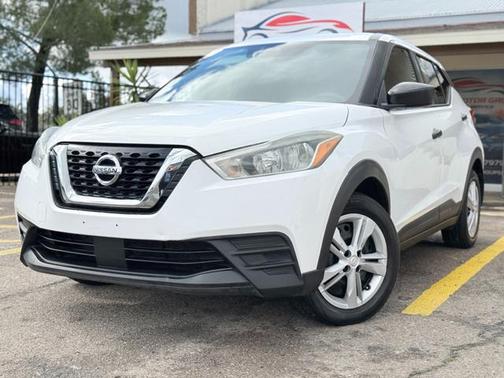 2020 Nissan Kicks S