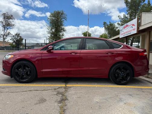 RUBY RED TINTED CLEARCOAT 2016 Ford Fusion SE