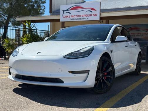 2018 Tesla Model 3 Long Range