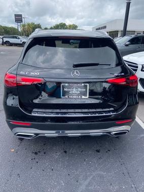 Black 2023 Mercedes-Benz GLC 300 4MATIC