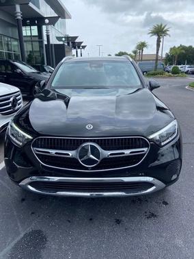 Black 2023 Mercedes-Benz GLC 300 4MATIC