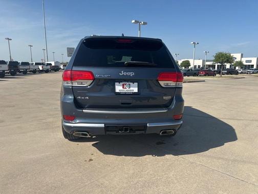 2020 Jeep Grand Cherokee Summit