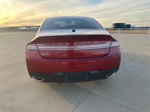 2013 Lincoln MKZ Base