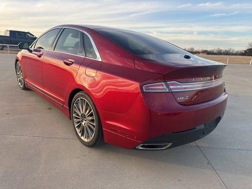 2013 Lincoln MKZ Base