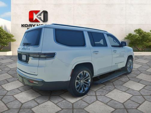 2022 Jeep Grand Wagoneer Series II