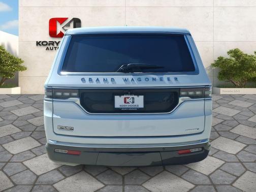 2022 Jeep Grand Wagoneer Series II