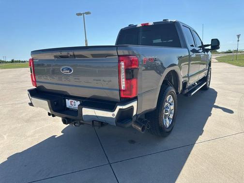 Carbonized Gray Metallic 2025 Ford F-250 Lariat