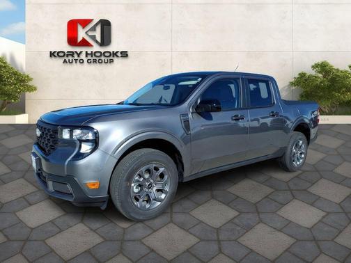 Carbonized Gray Metallic 2025 Ford Maverick XLT