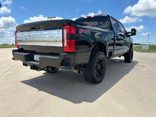 Agate Black Metallic 2024 Ford F-250 King Ranch