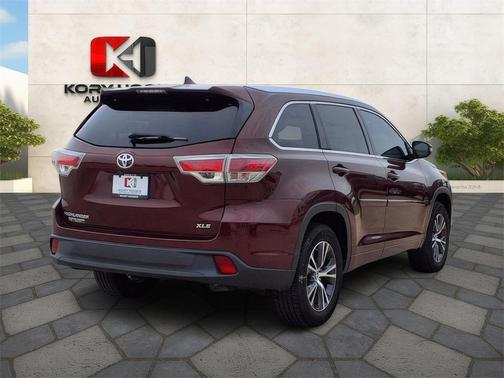 2016 Toyota Highlander XLE