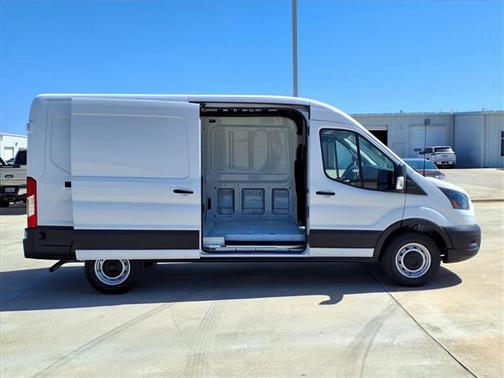 2025 Ford Transit-250 148 WB Medium Roof Cargo
