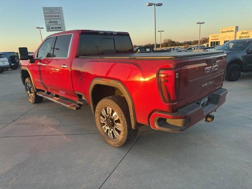 2024 GMC Sierra 2500 Denali