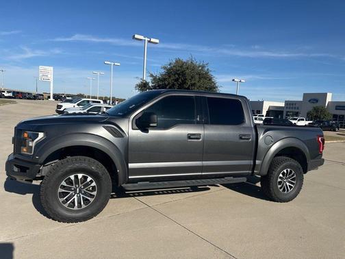 2020 Ford F-150 Raptor