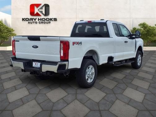 2025 Ford F-350 XLT