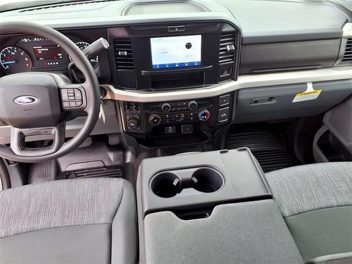 2025 Ford F-350 XLT