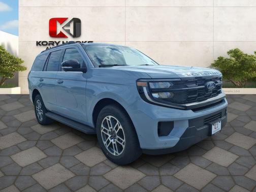 Glacier Gray Metallic 2025 Ford Expedition Active