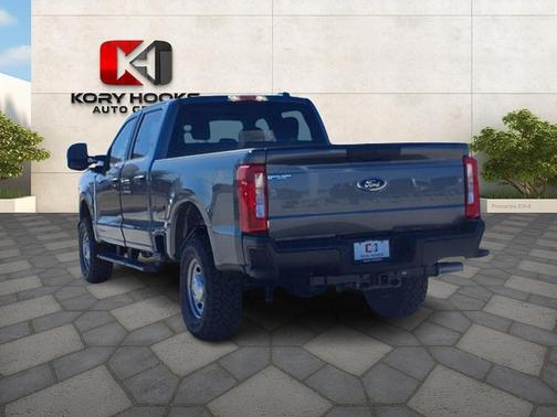 2025 Ford F-250 XL
