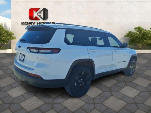 2023 Jeep Grand Cherokee L Laredo