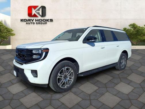 Star White 2025 Ford Expedition Max Active SUV