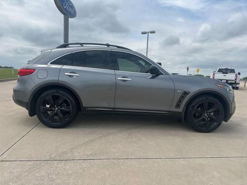 Graphite Shadow 2017 INFINITI QX70 Base