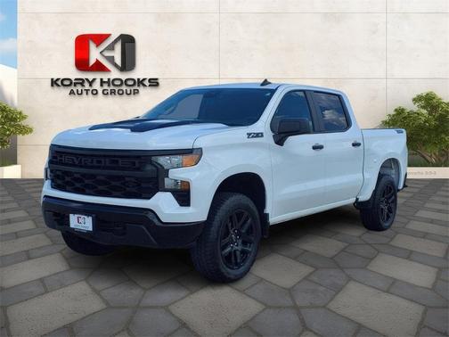 2024 Chevrolet Silverado 1500 Custom Trail Boss