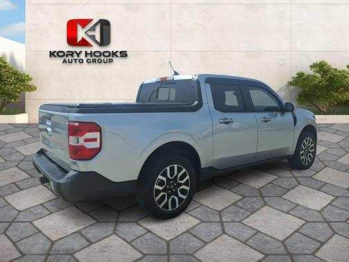 2022 Ford Maverick Lariat