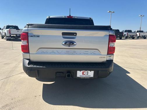 Silver Metallic 2022 Ford Maverick Lariat