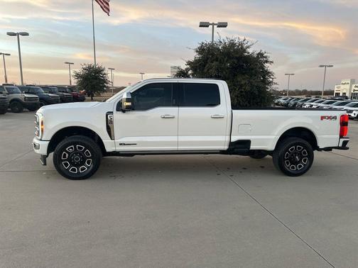 2024 Ford F-350 Platinum