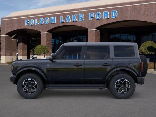 Shadow 2026 Ford Bronco Outer Banks
