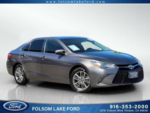 2015 Toyota Camry SE