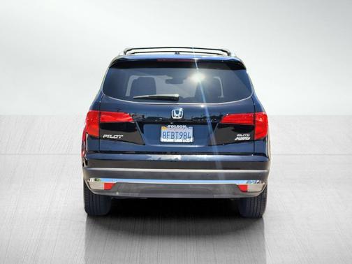 2018 Honda Pilot Elite