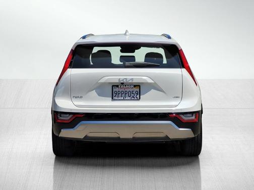 2024 Kia Niro Plug-In Hybrid SX Touring