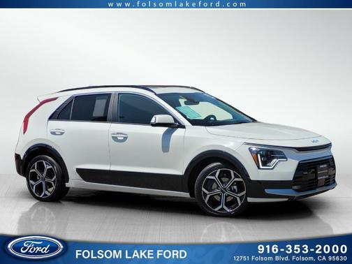 2024 Kia Niro Plug-In Hybrid SX Touring
