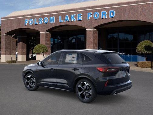 2025 Ford Escape ST-Line Elite