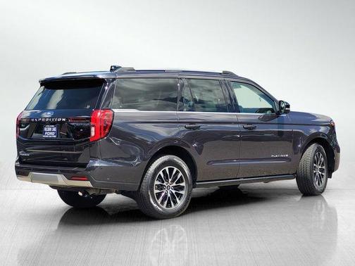 Gray Metallic 2025 Ford Expedition Platinum