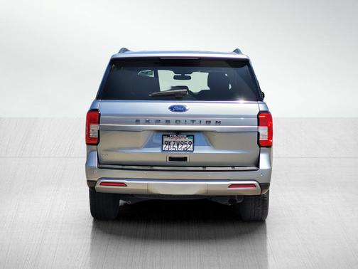 Silver Metallic 2024 Ford Expedition XLT
