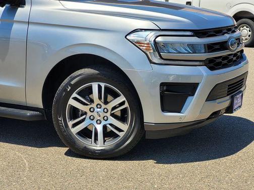 Silver Metallic 2024 Ford Expedition XLT