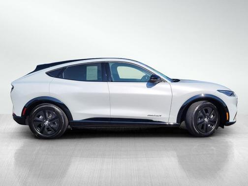 2023 Ford Mustang Mach-E California Route 1