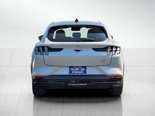 2023 Ford Mustang Mach-E California Route 1