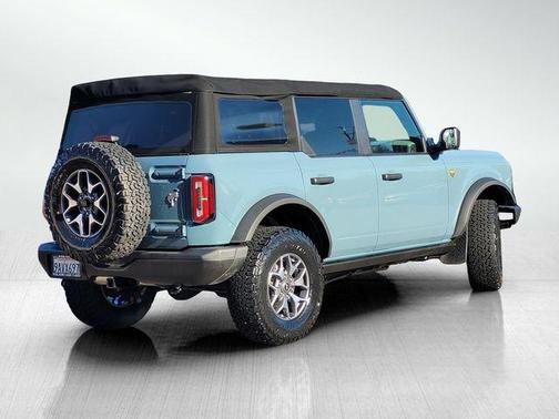 2022 Ford Bronco Badlands