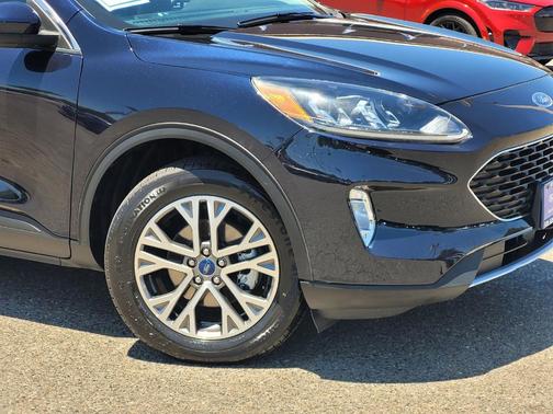 Blue Metallic 2021 Ford Escape SEL