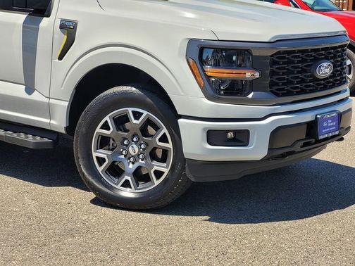 Avalanche 2024 Ford F-150 STX