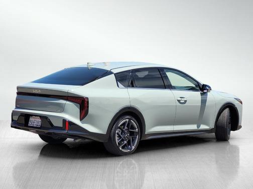 Haze 2025 Kia K4 GT-Line