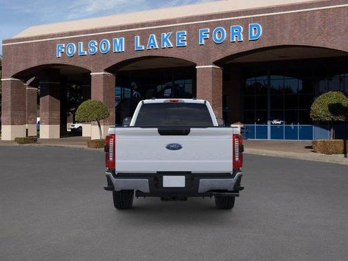Oxford White 2026 Ford F-350 XLT