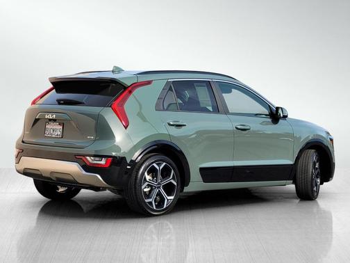 2025 Kia Niro SX Touring