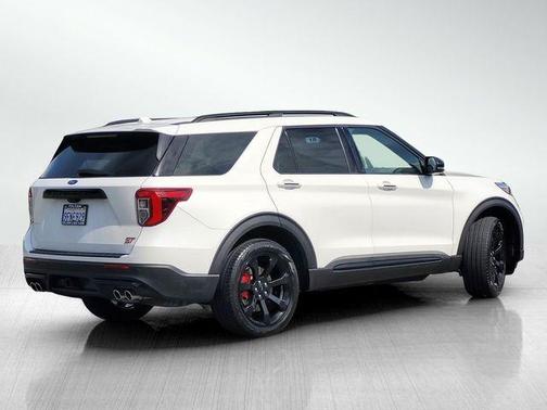 White Metallic 2023 Ford Explorer ST