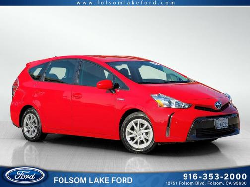 2015 Toyota Prius v Three